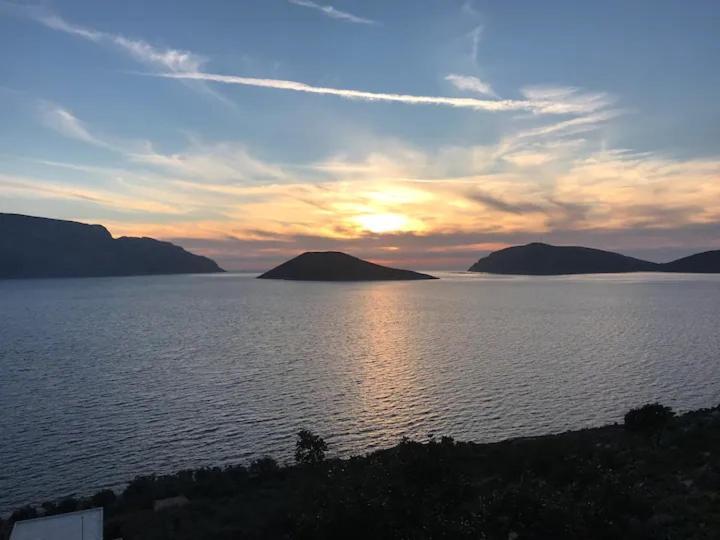 Villa Konstantina Skaliá エクステリア 写真